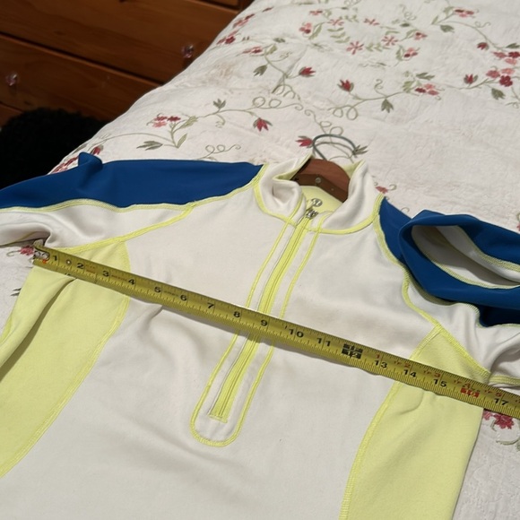 Lululemon Run: U-Turn Reversible Butter Yellow Cream Grey Blue 1/4 Zip Pullover - Picture 13 of 15